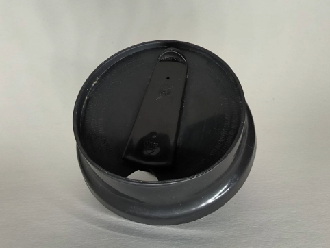 This is a picture of the Blender lid